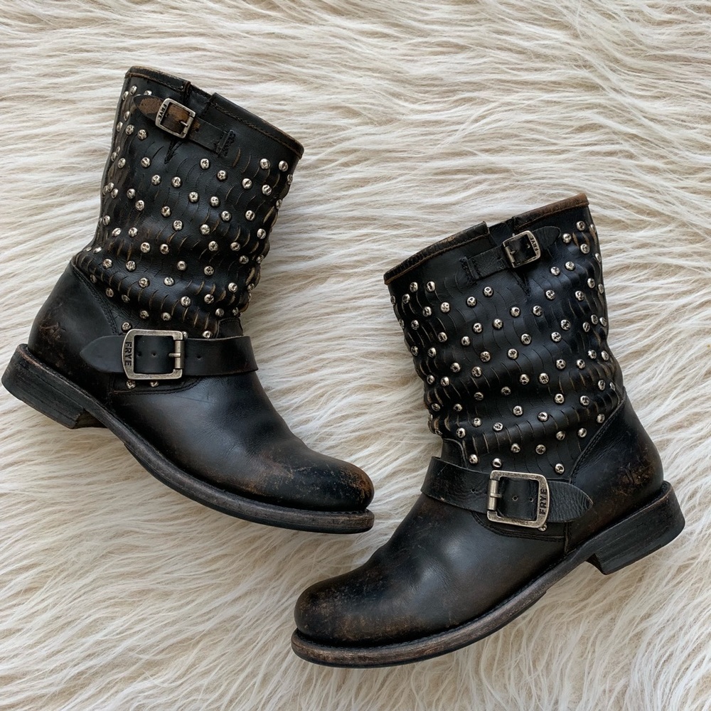 Frye Jenna stud slit black biker Moto short boot 9